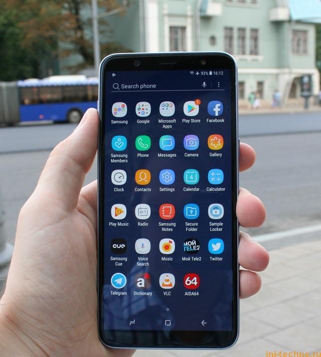 Samsung Galaxy J8_03